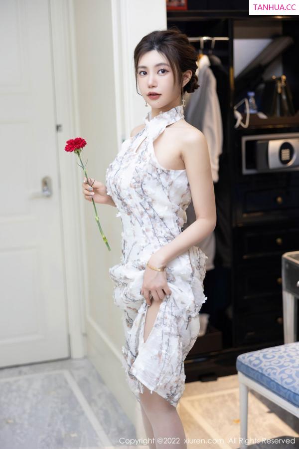 綺裡嘉 绮里嘉 [XiuRen]高清写真图 2022.10.14 No.5713 绮里嘉ula第8张图片